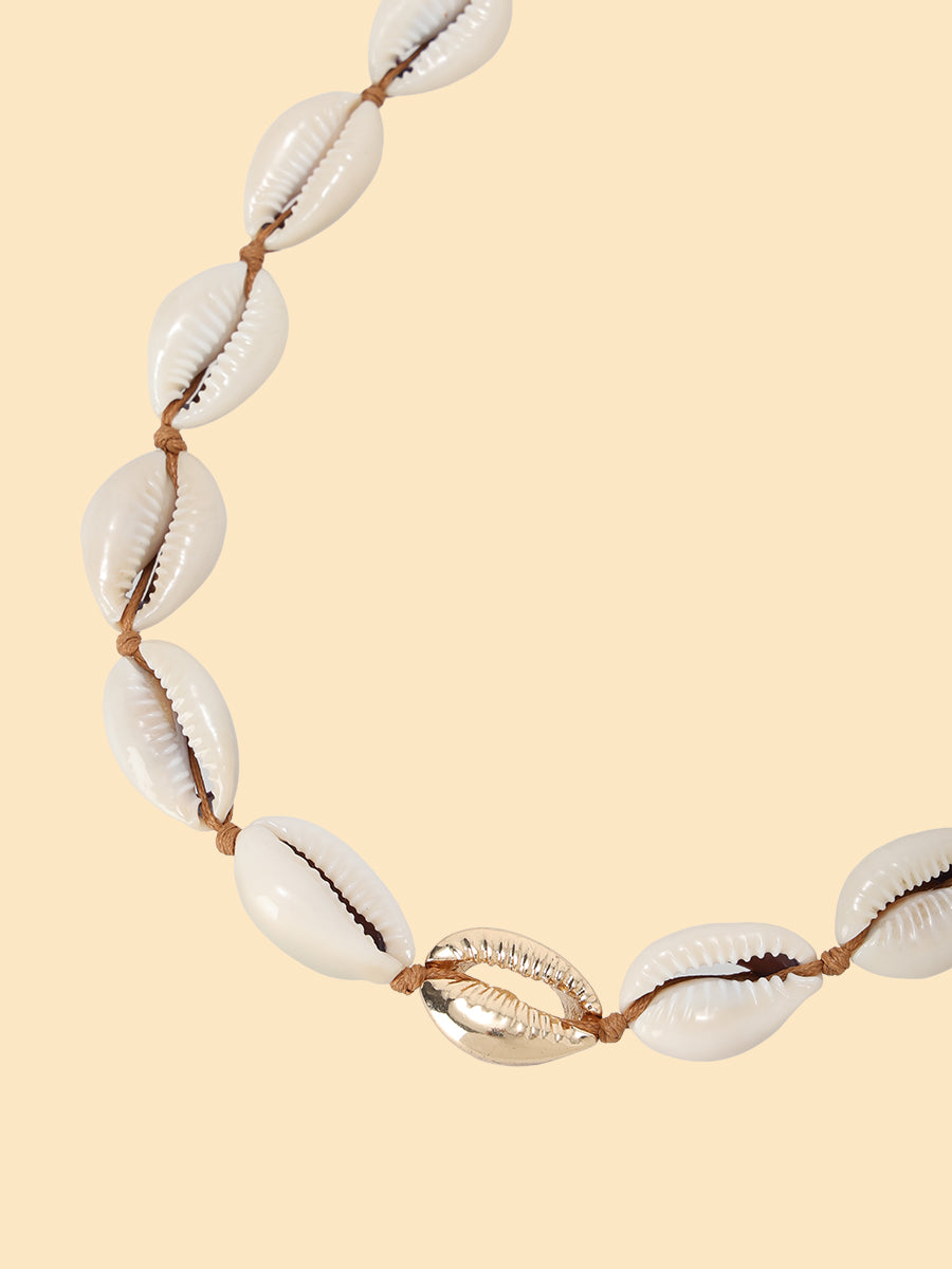 shell necklace