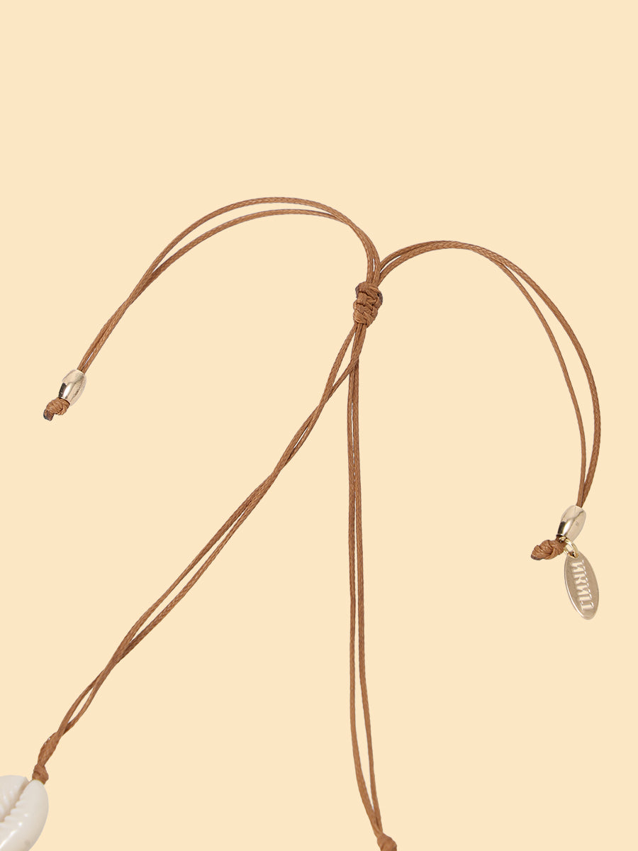 shell necklace