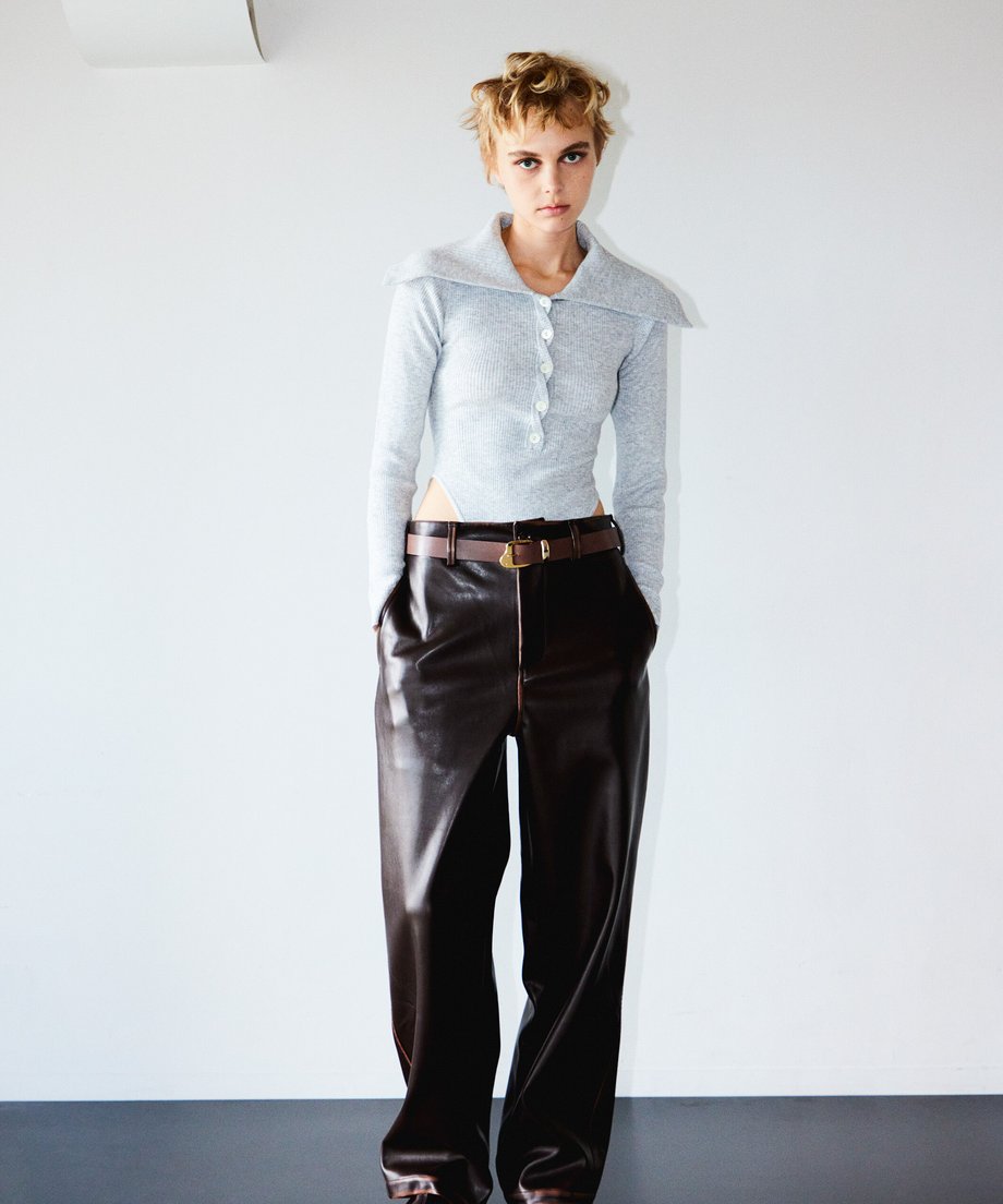 vegan leather high-rise pants_7