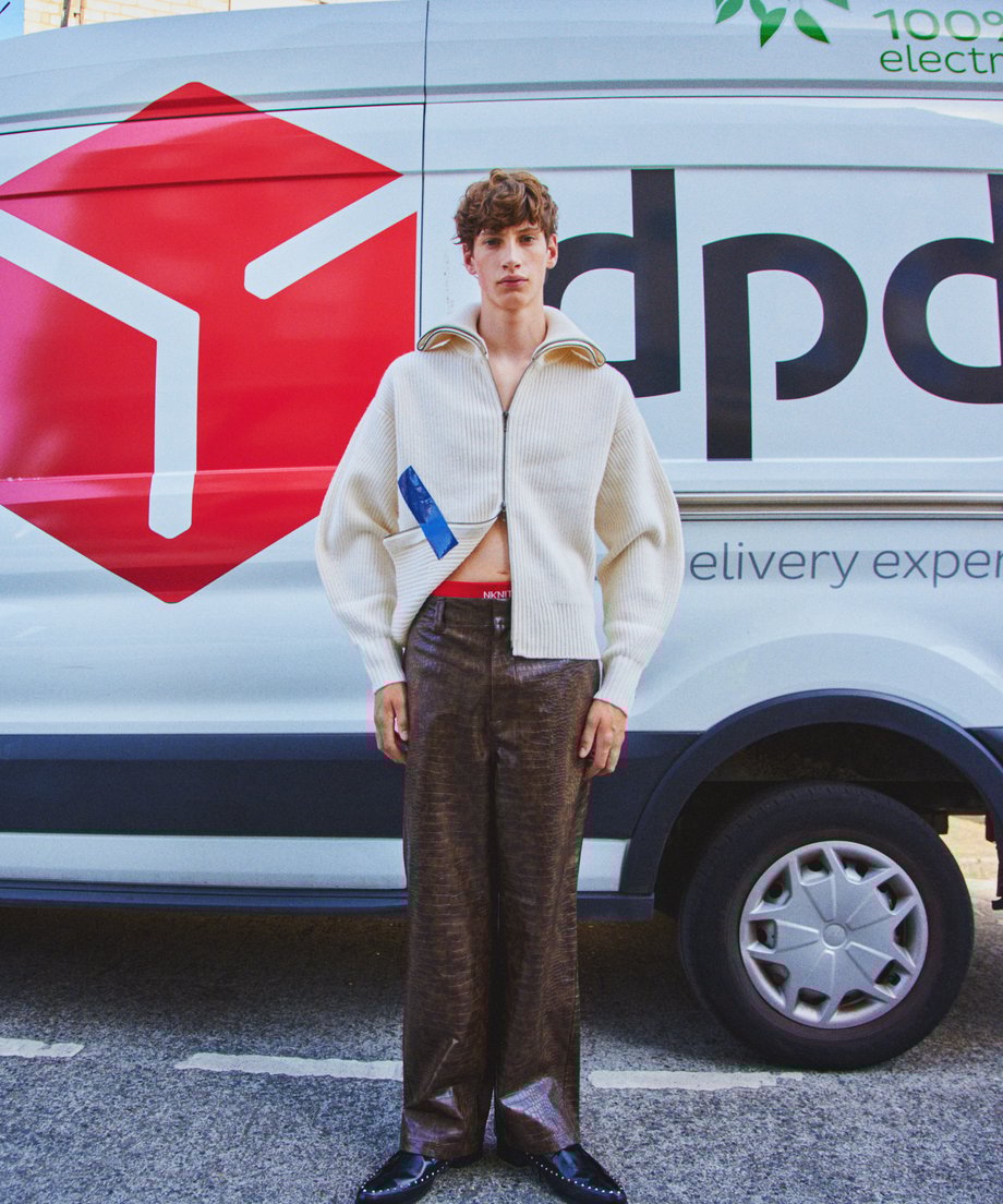 vegan leather wide pants_11