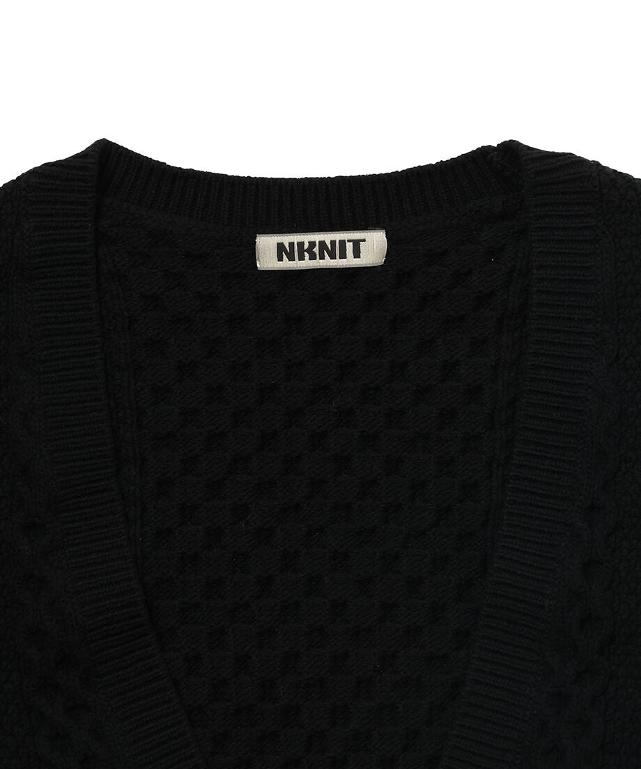 deep V cable KNIT_8