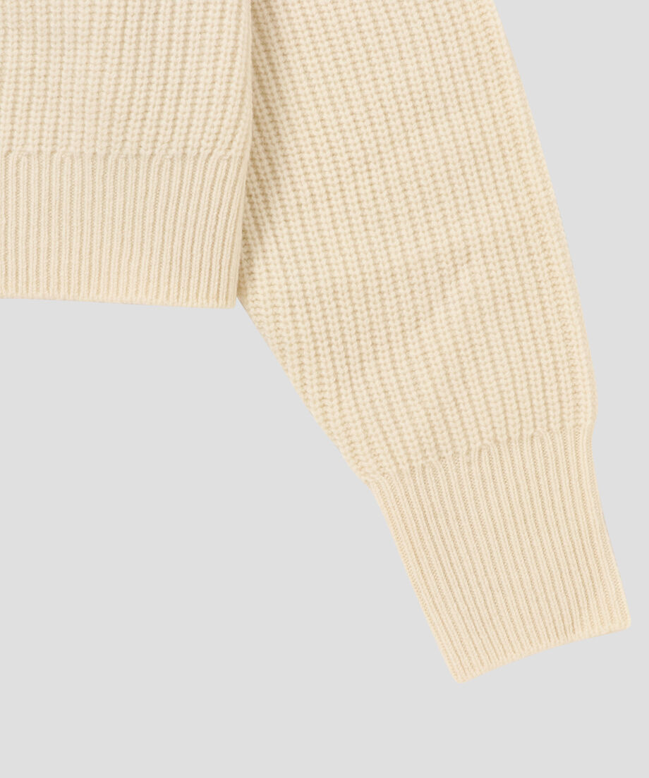 soft wool short V-neck KNIT_14