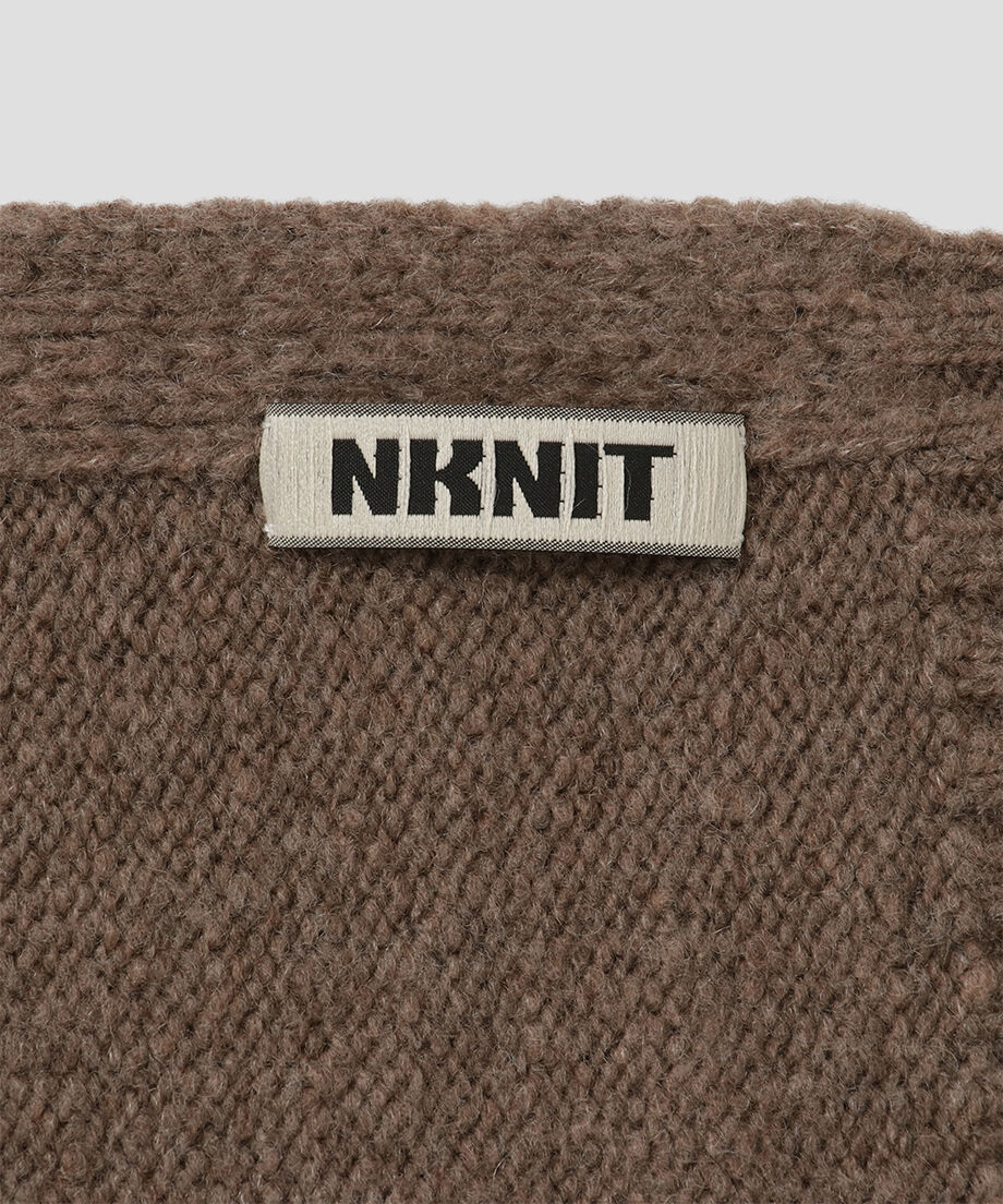 soft cashmere mix KNIT scarf with brooch_9