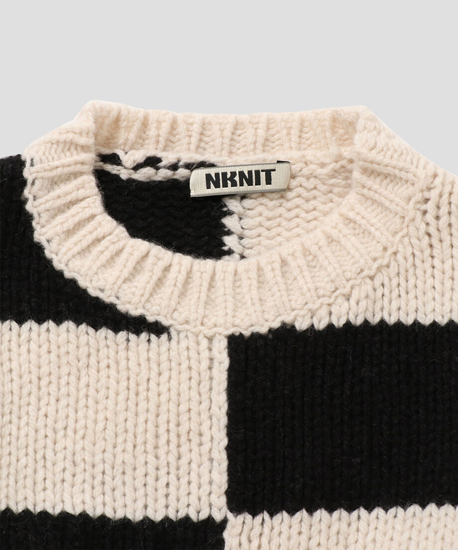 short checkered KNIT_5