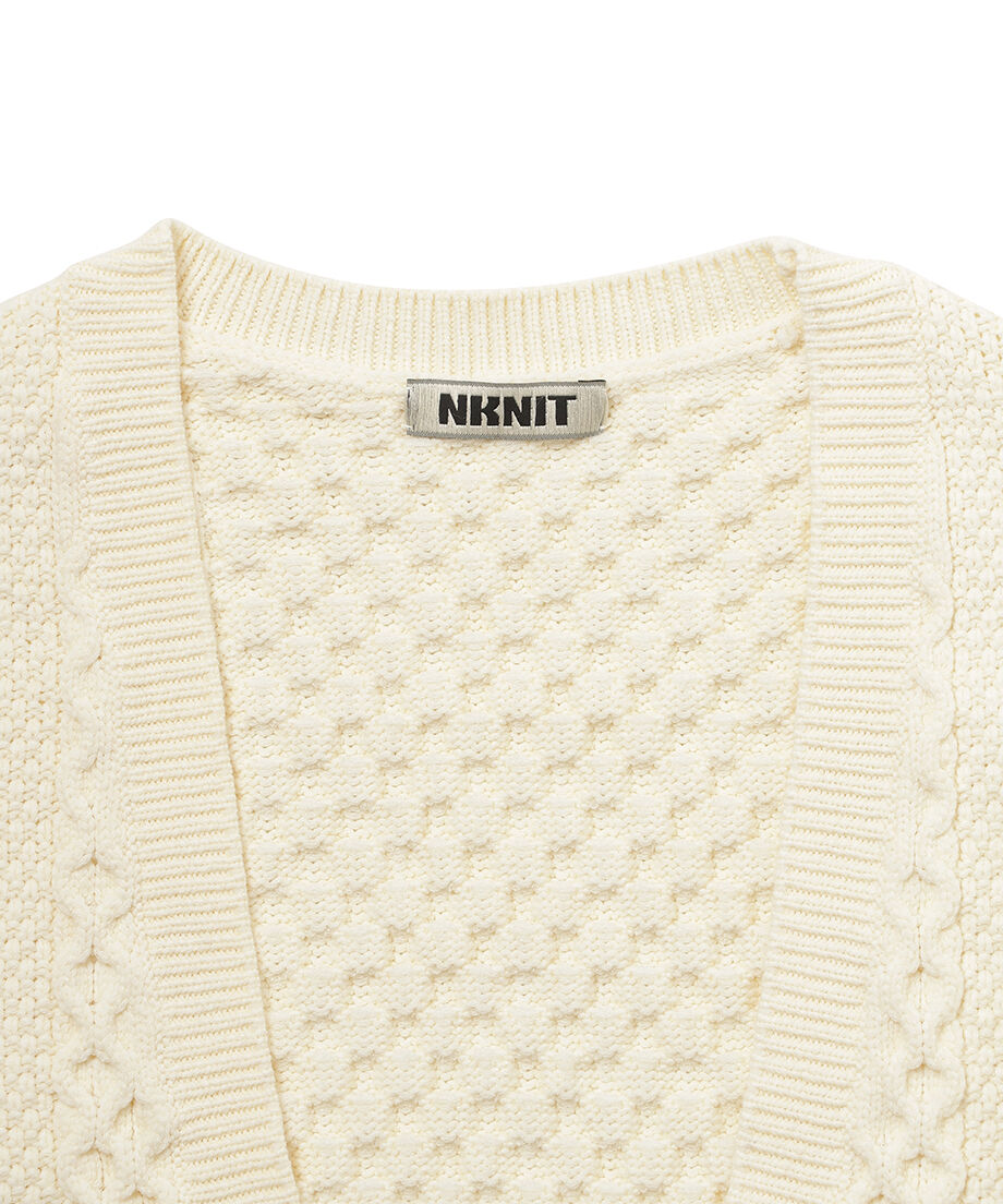 deep V cable KNIT_11