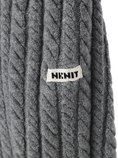 wool cable KNIT