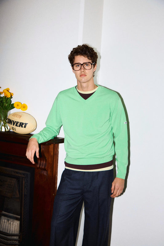 basic v-neck KNIT