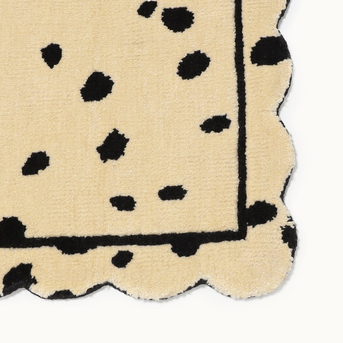 Scallop RUG - Dalmatian -