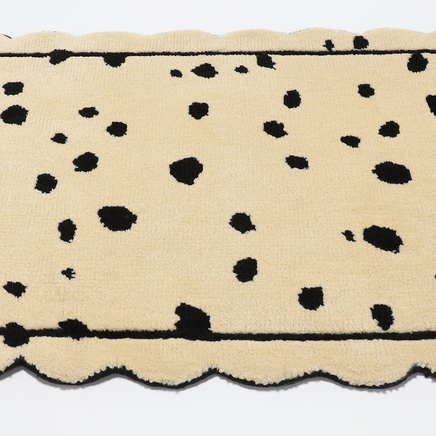 Scallop RUG - Dalmatian -