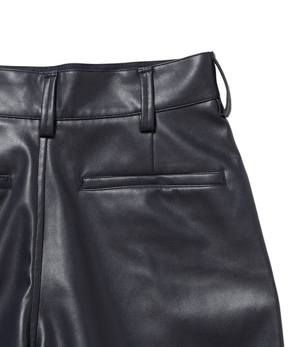 vegan leather short pants_22