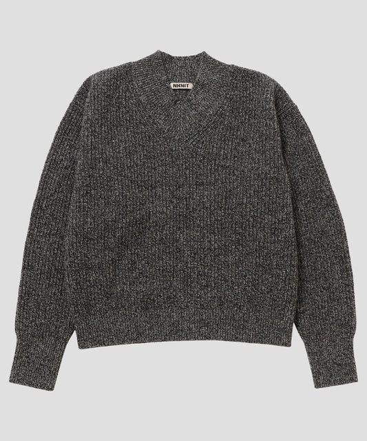 soft wool short V-neck KNIT_2