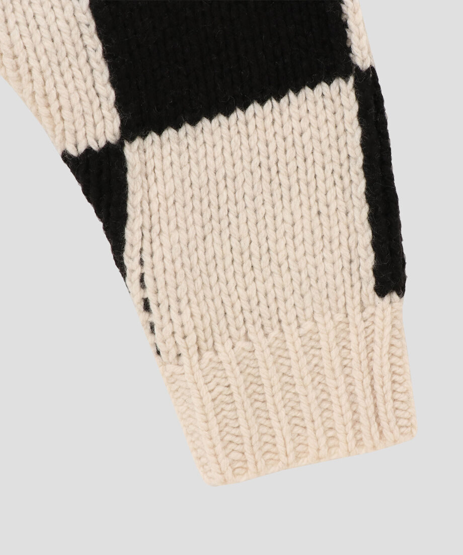 short checkered KNIT_6