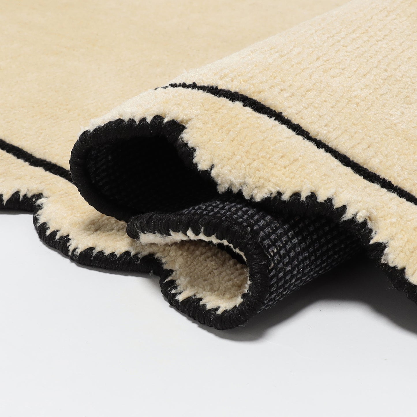 Scallop RUG - Ivory -